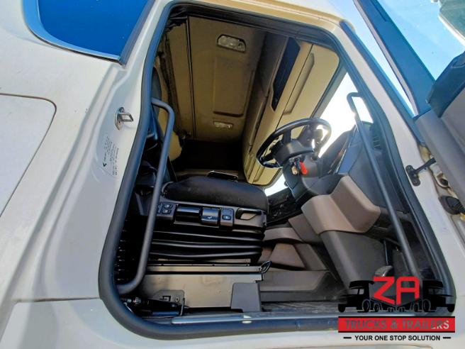 2022 SCANIA R560