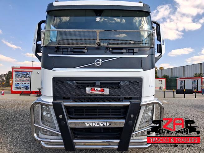 2020 VOLVO FH520 LOW ROOF