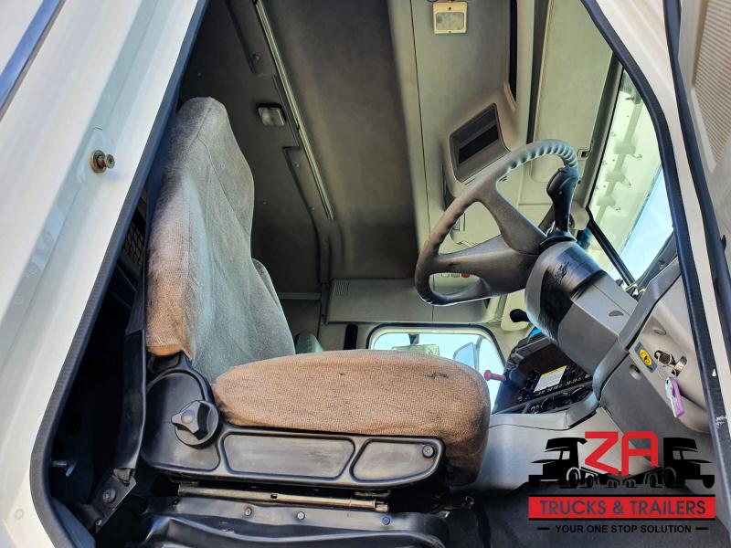 2015 FREIGHTLINER ARGOSY ISX 500