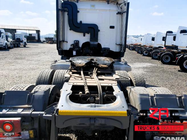 2017 SCANIA G460