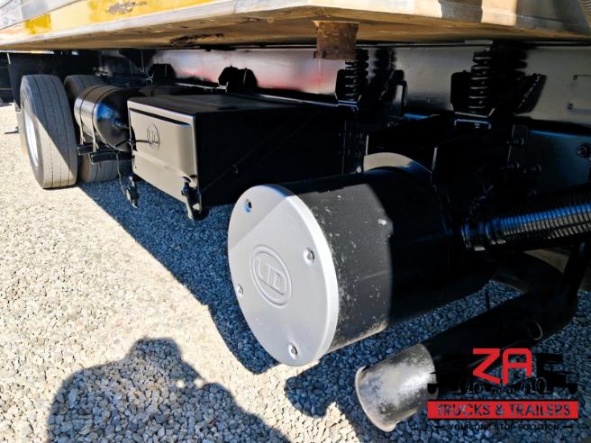2019 UD CRONER MKE 180 REFRIGERATOR TRUCK