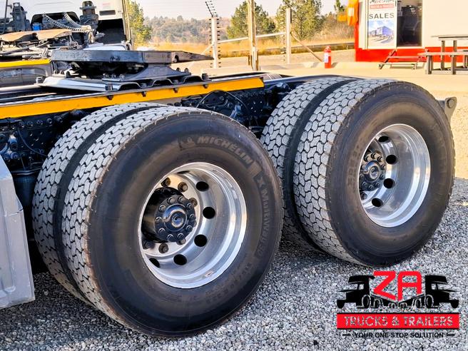 2019 MERCEDES BENZ ACTROS 2645
