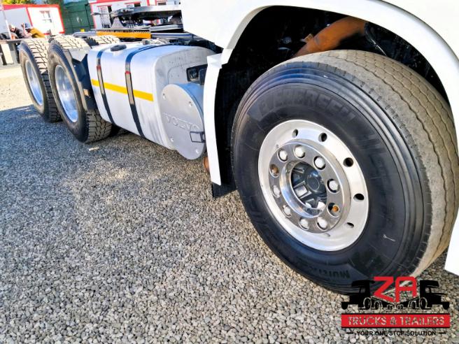 2021 VOLVO FH440 LOW ROOF