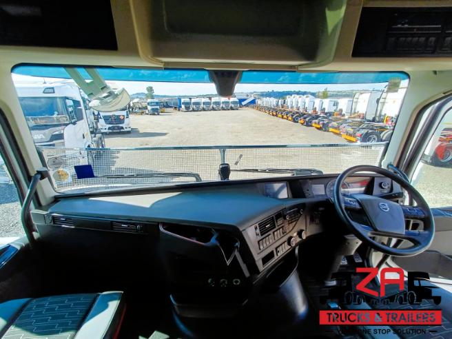 2021 VOLVO FH440 LOW ROOF
