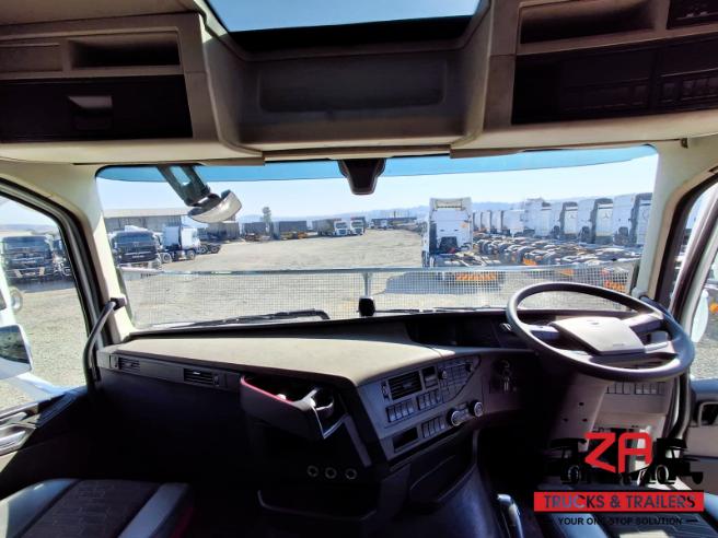 2021 VOLVO FH440 LOW ROOF