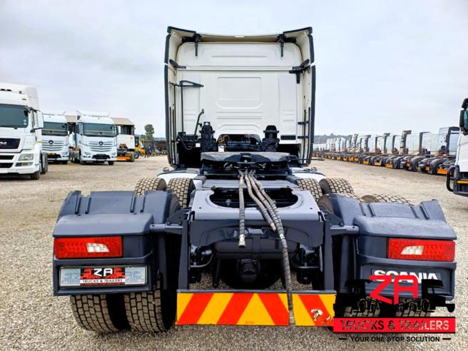 2021 SCANIA G460 XT