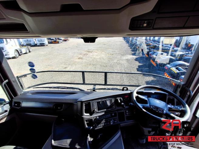 2021 SCANIA G460 XT