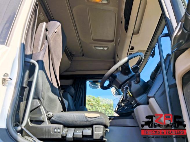2021 SCANIA G460 XT