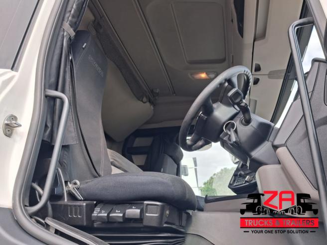 2021 SCANIA G460 XT