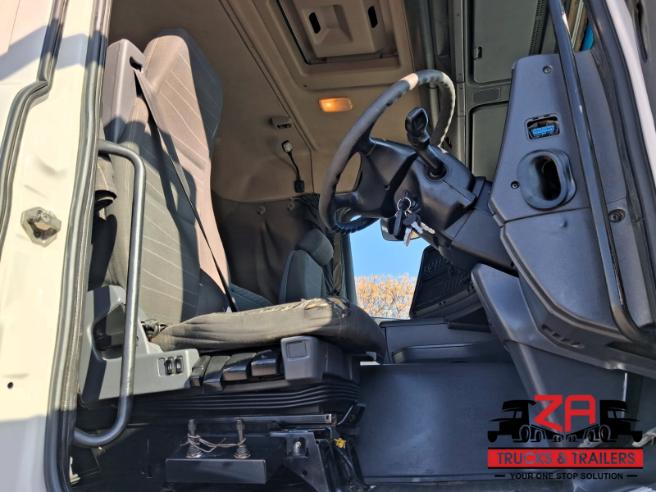 2018 SCANIA G460