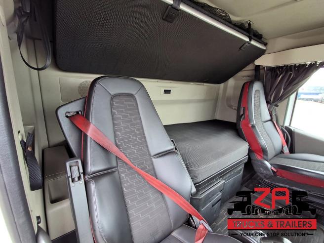 2019 VOLVO FH440 #184