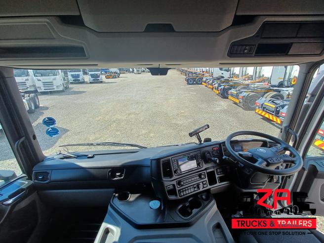 2023 SCANIA P410 XT