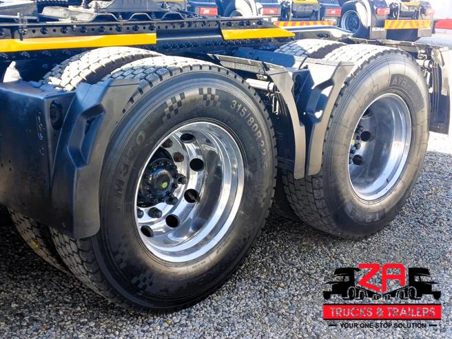 2022 UD QUON GW 26.460 HIGH ROOF
