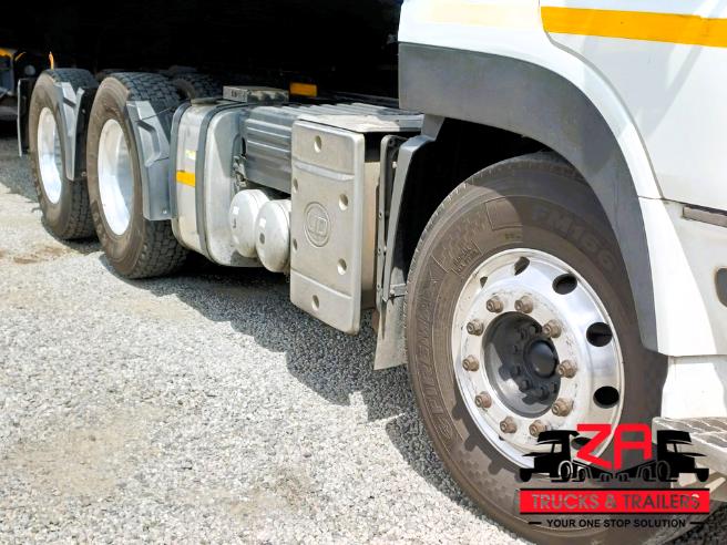 2022 UD QUON GW26.460 HIGH ROOF