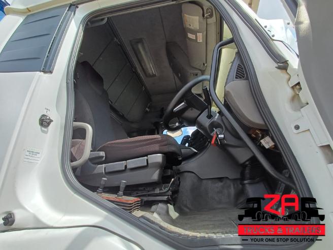 2022 UD QUON GW26.460 HIGH ROOF