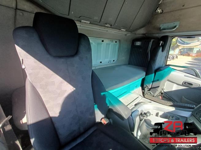 2022 UD QUON GW26.460 HIGH ROOF