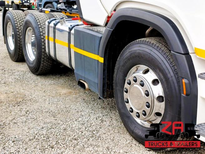 2022 SCANIA R560