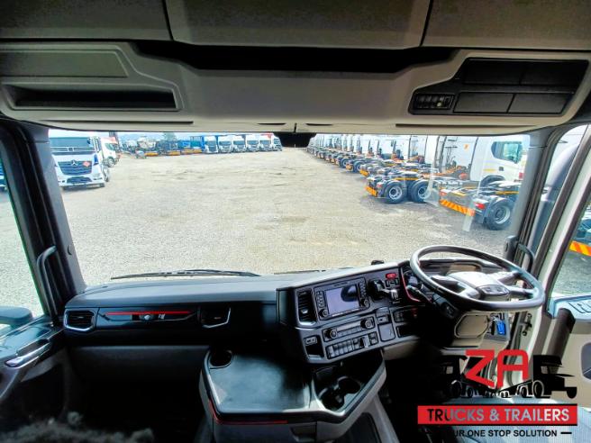 2022 SCANIA R560