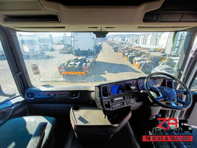 2022 SCANIA R560
