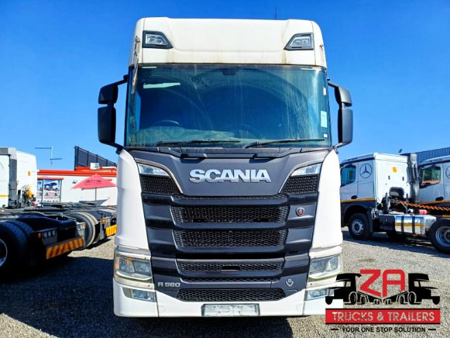 2022 SCANIA R560