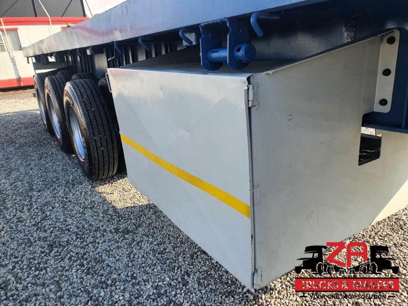 2013 TOHF TRAILERS 15 meter TRI-AXLE FLAT DECK