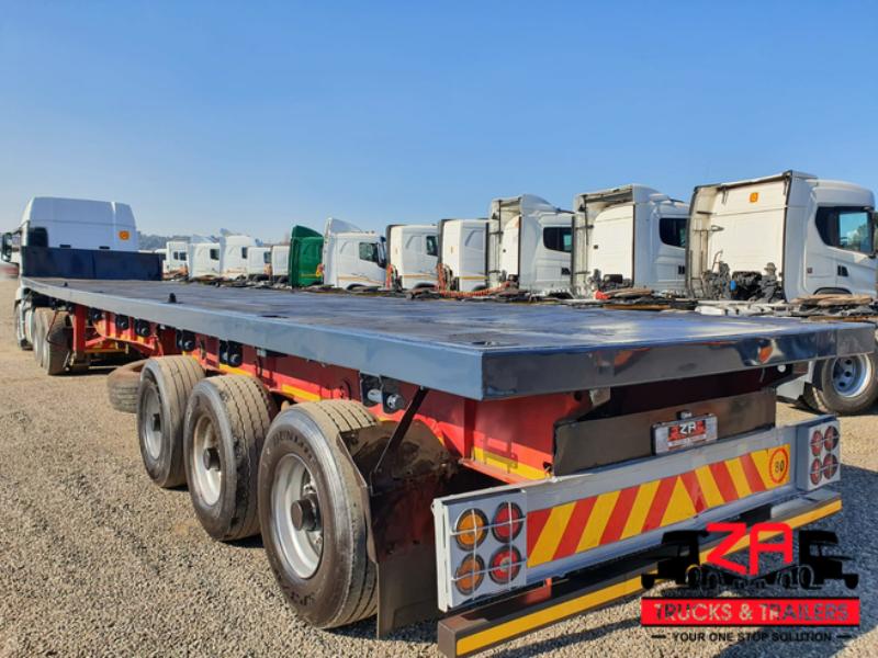 2011 SA TRUCK BODIES TRI-AXLE FLAT DECK