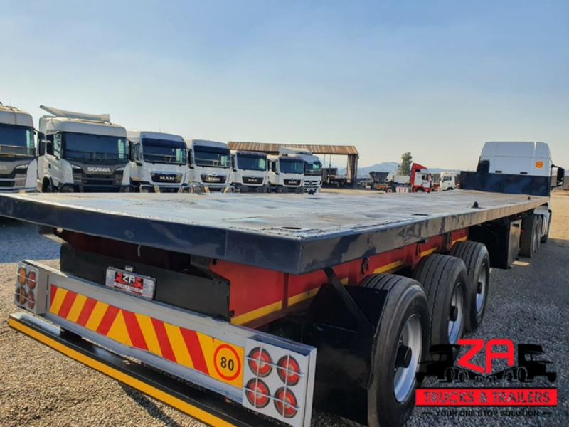 2011 SA TRUCK BODIES TRI-AXLE FLAT DECK