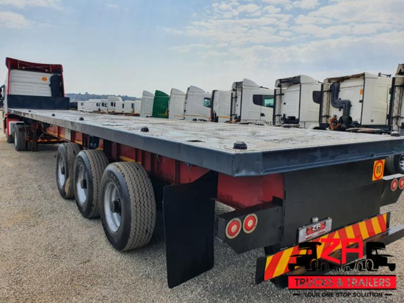 2005 SA TRUCK BODIES TRI-AXLE FLAT DECK TRAILER