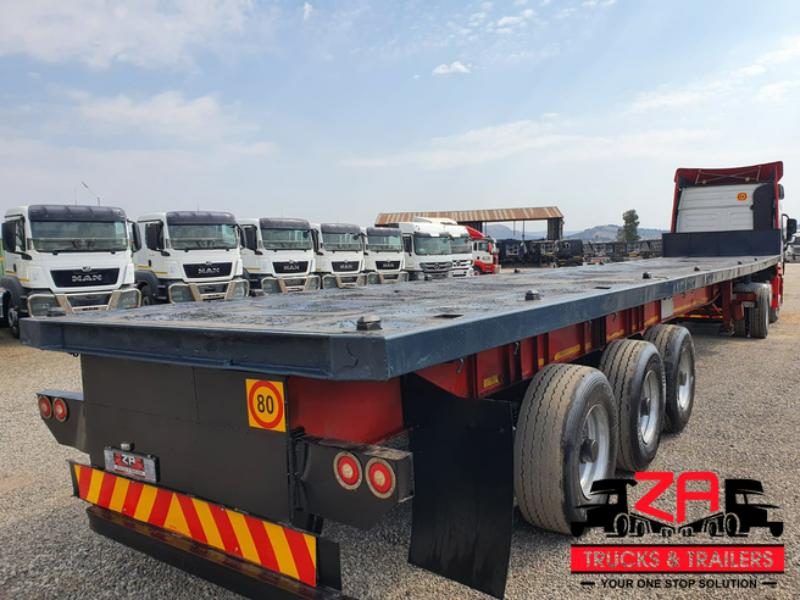 2005 SA TRUCK BODIES TRI-AXLE FLAT DECK TRAILER