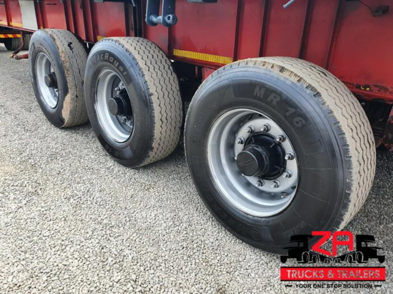 2005 SA TRUCK BODIES TRI-AXLE FLAT DECK TRAILER