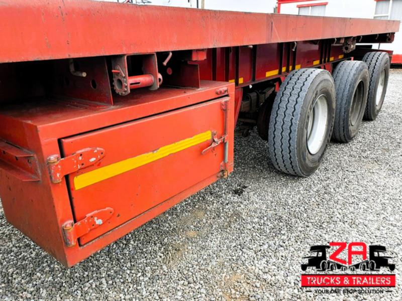 2011 13.5m ROADHOG TRI-AXLE FLAT DECK TRAILER