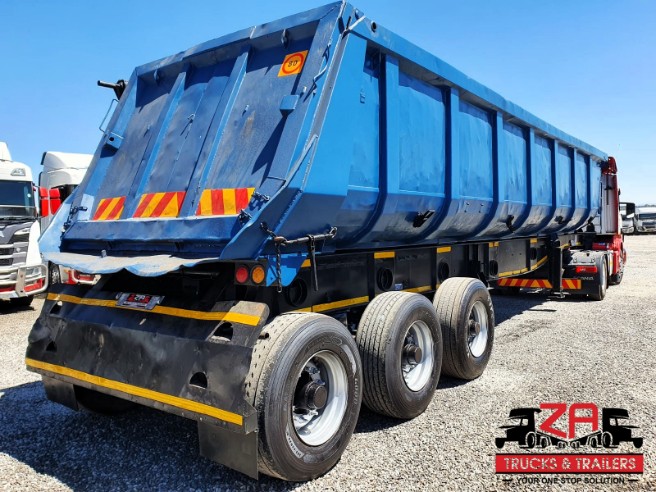 2013 AFRIT 30 CUBE TRI-AXLE SLOPER