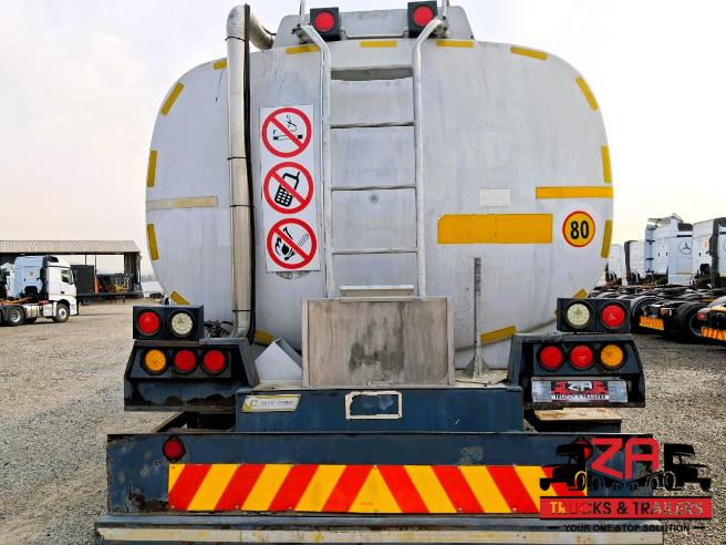2003 TANK CLINIC FUEL TANKER