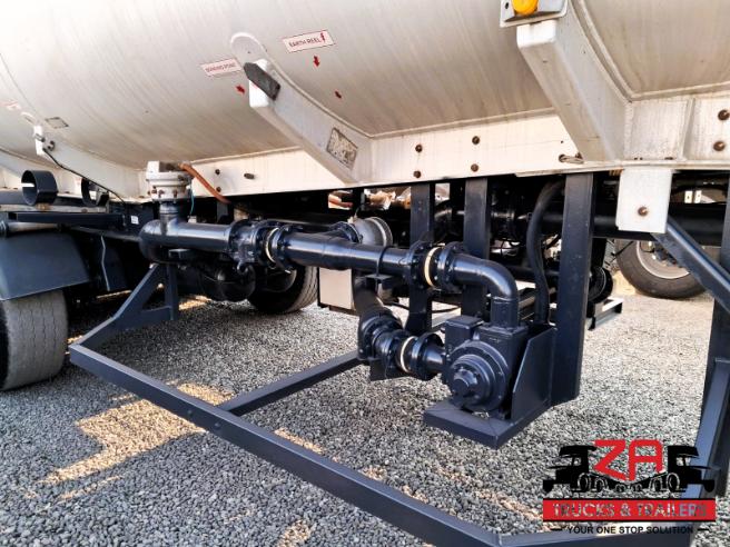 2003 TANK CLINIC FUEL TANKER