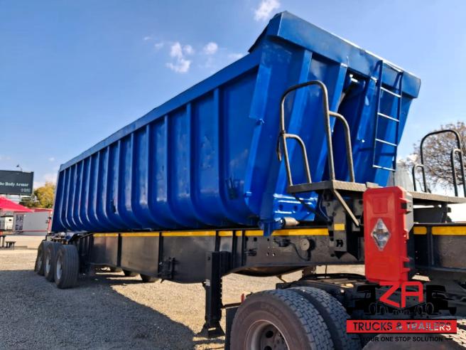 2013 HENRED FREUHAUF 30 CUBE TRI-AXLE SLIDER SLOPER