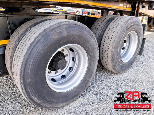 2006 BASSET BODIES SUPERLINK TAUTLINER