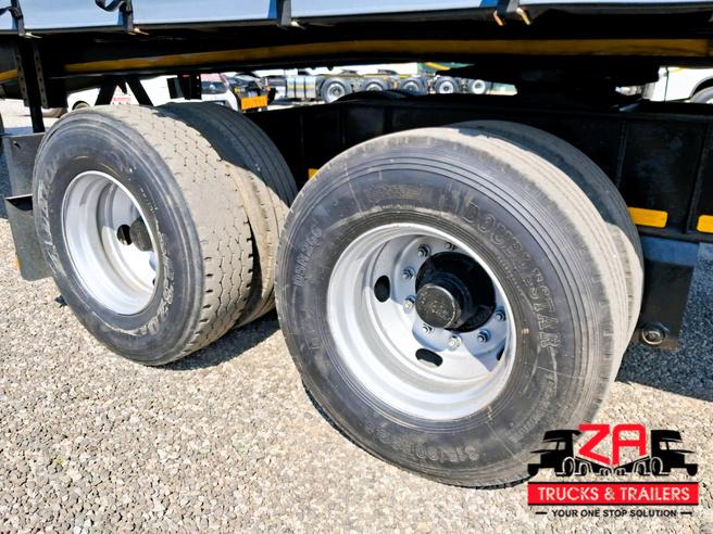 2006 BASSET BODIES SUPERLINK TAUTLINER