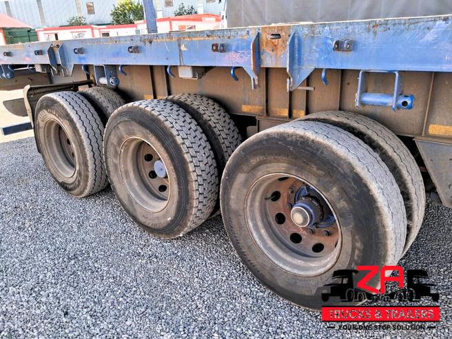 2017 BAHRAIN TRI AXLE FLAT DECK TRAILER