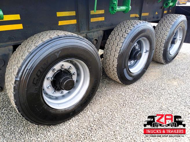 2014 TOP TRAILER TRI-AXLE FLAT DECK TRAILER