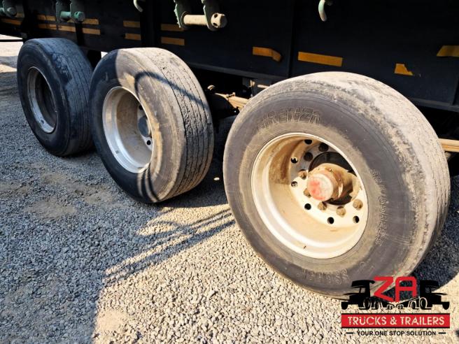 2014 TOP TRAILER TRI-AXLE FLAT DECK TRAILER