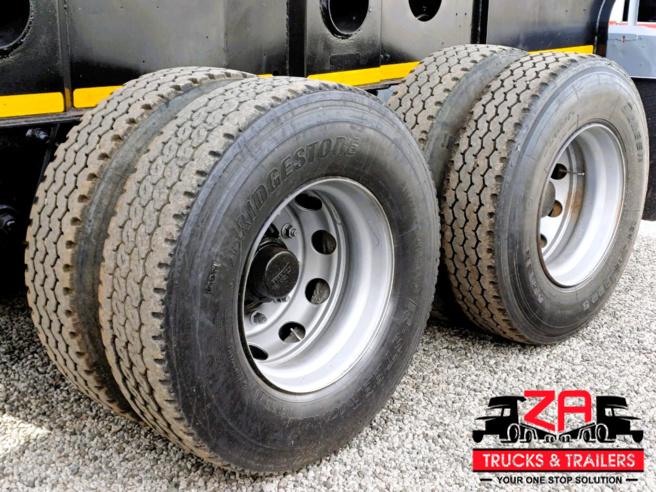 2011 AFRIT 50 CUBE SIDE TIPPER