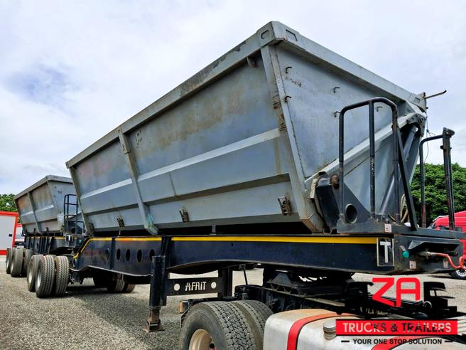 2011 AFRIT 50 CUBE SIDE TIPPER