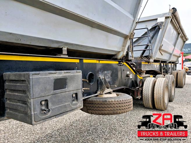 2011 AFRIT 50 CUBE SIDE TIPPER