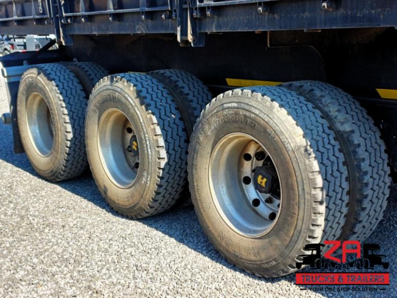 2023 HENRED FRUEHAUF TRI-AXLE DROPSIDE TRAILER