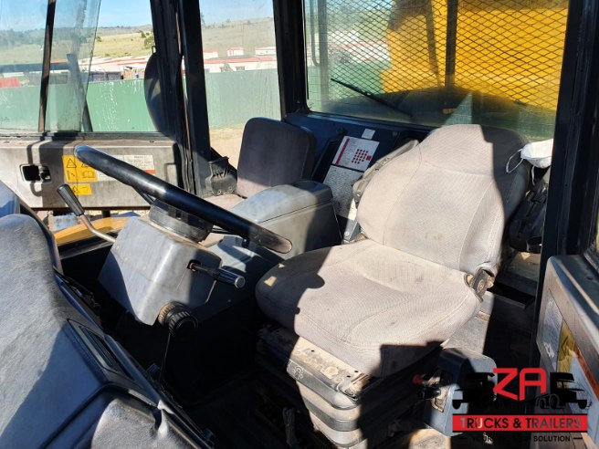 2011 KOMATSU HM300-2 ARTICULATED DUMP TRUCK