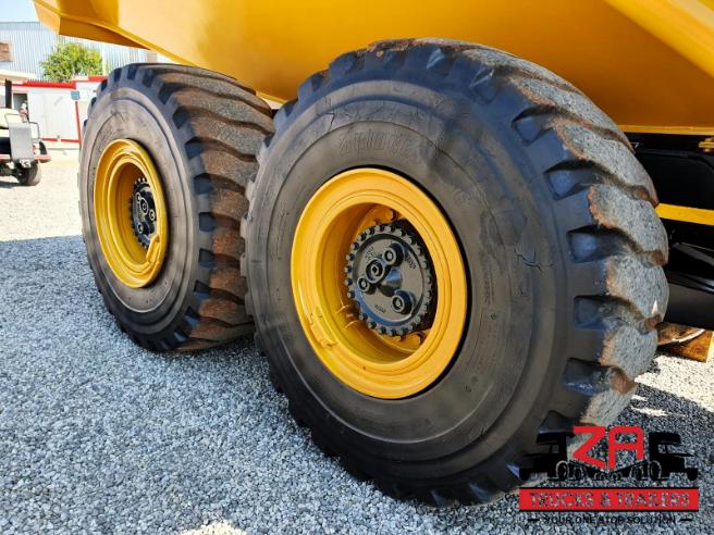 2011 KOMATSU HM300-2 ARTICULATED DUMP TRUCK