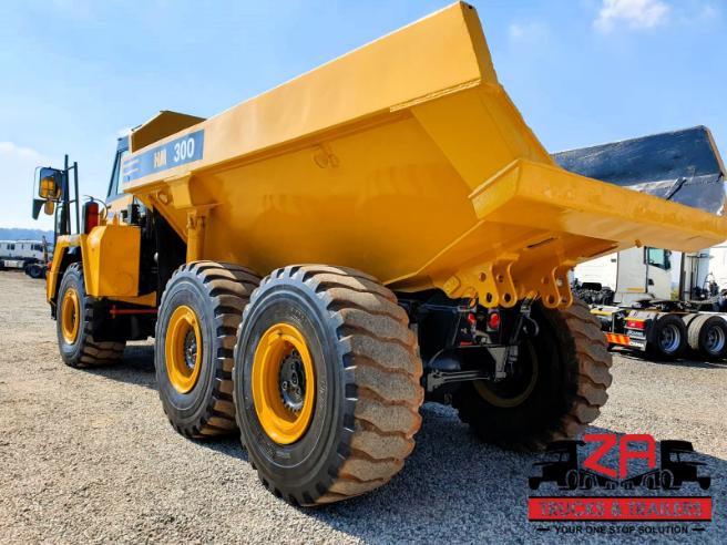2011 KOMATSU HM300-2 ARTICULATED DUMP TRUCK