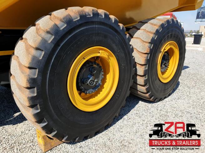 2011 KOMATSU HM300-2 ARTICULATED DUMP TRUCK
