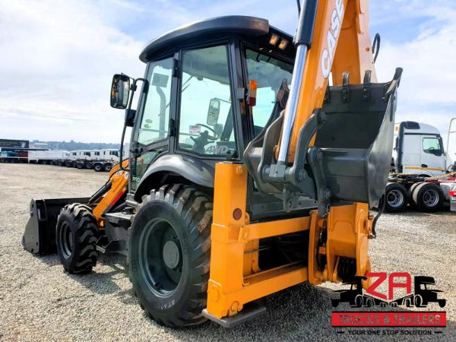 2021 CASE 770EX MAGNUM 4X4 BACKHOE LOADER