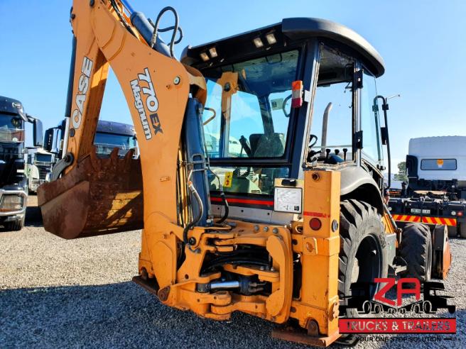 2021 CASE 770EX MAGNUM 4X4 BACKHOE LOADER